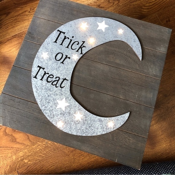 Other - Trick or treat wood and metal light up sign